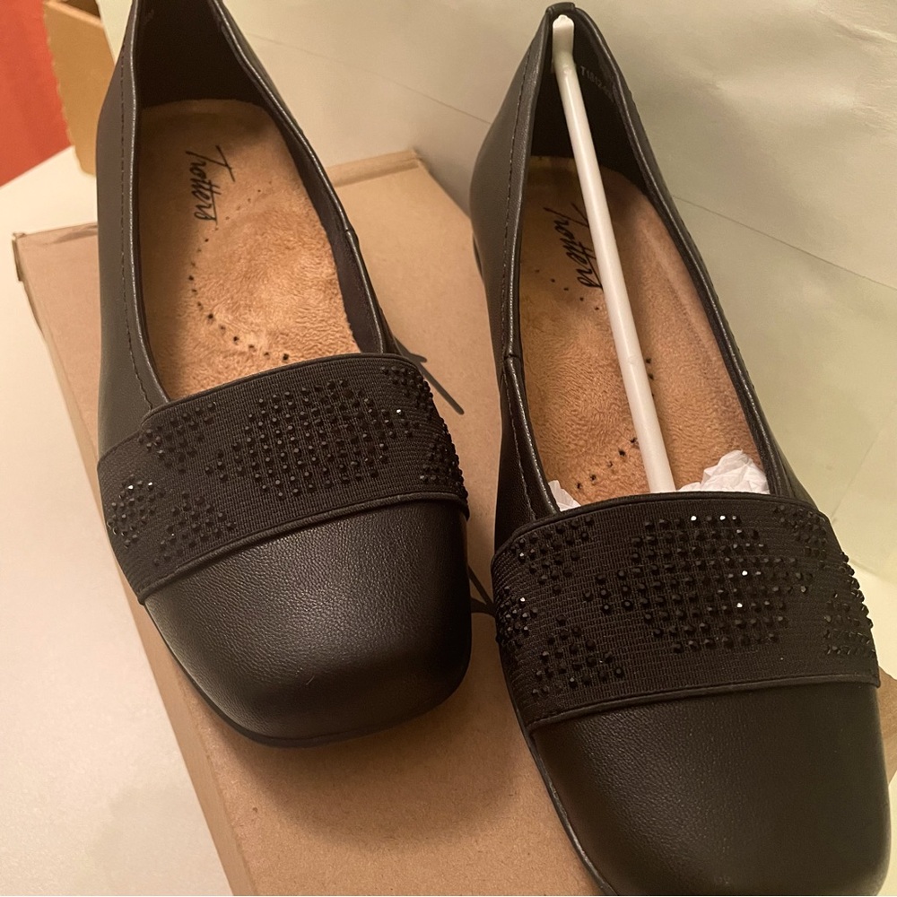 Trotters Black Gem Samantha Flats Sparkle Comfort business casual